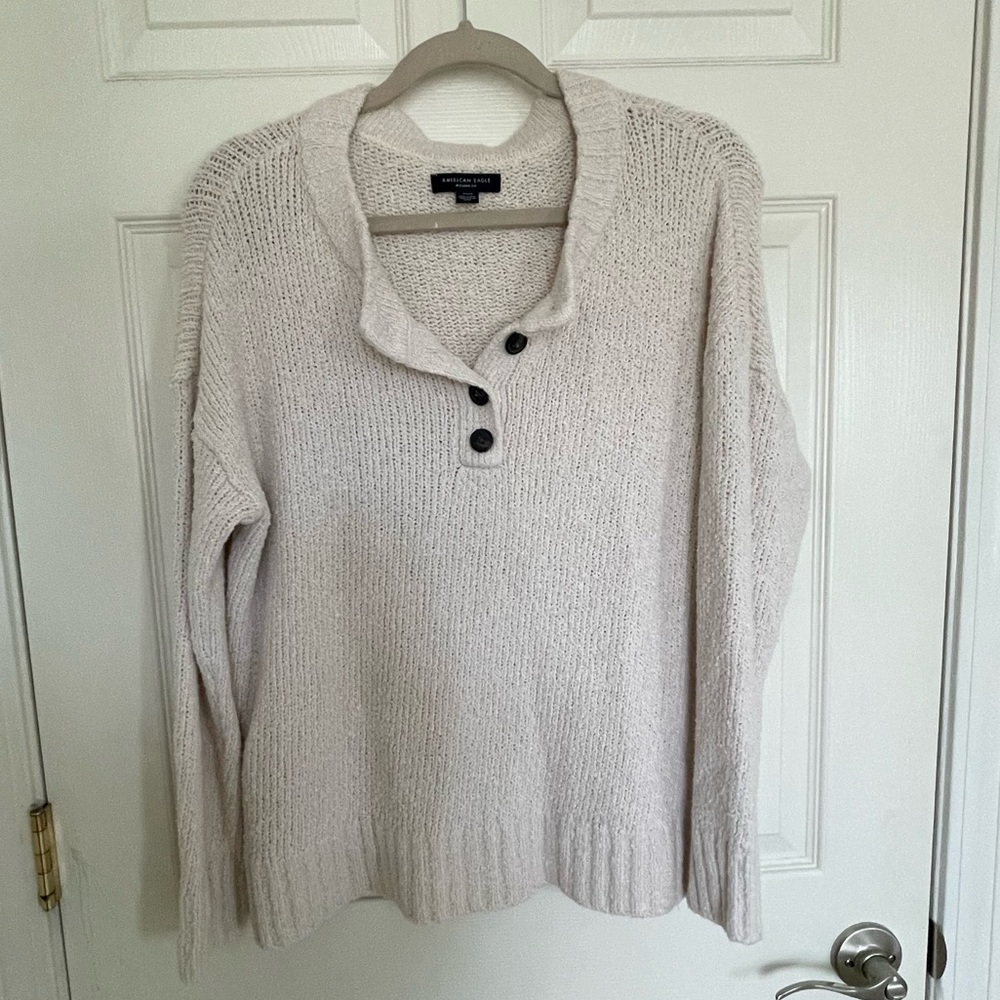 American Eagle Sweater